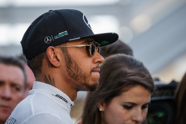 Lewis-Hamilton-Mercedes-F1-007