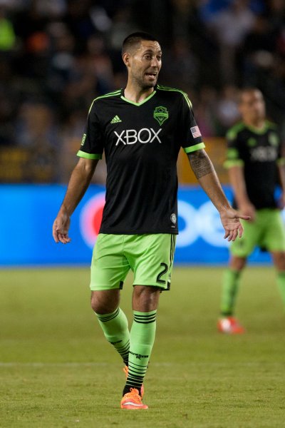 Clint-Dempsey-MLS-Seattle-002