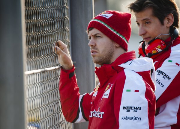 Sebastian-Vettel-Ferrari-002