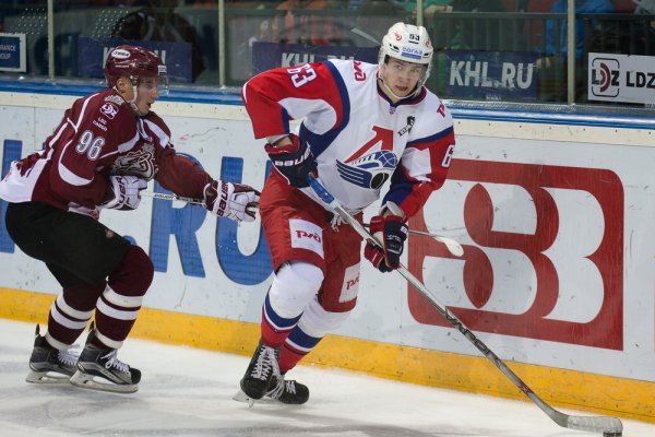 Pavel-Kraskovsky-Lokomotiv-Yaroslavl-KHL-001