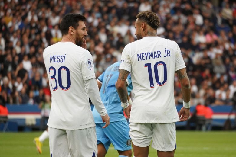 Lionel Messi és Neymar - PSG 004