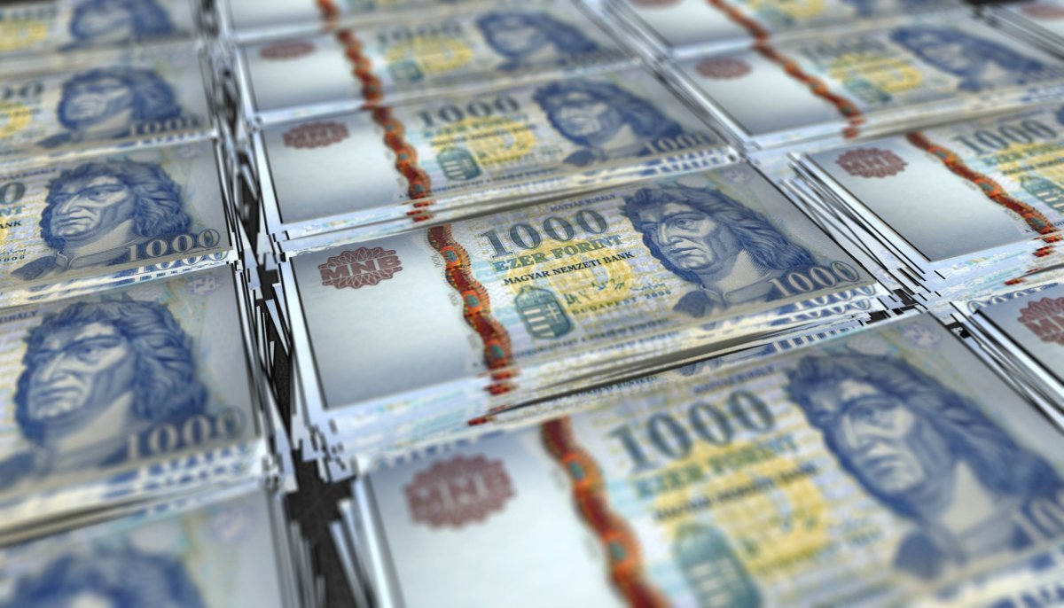 3d Illustration Of 1000 Hungary Forint Money Banknote shutterstock_2058744302