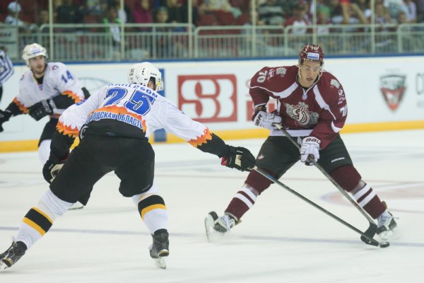 Miks-Indrasis-Dinamo-Riga-KHL-001